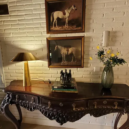 El Encanto