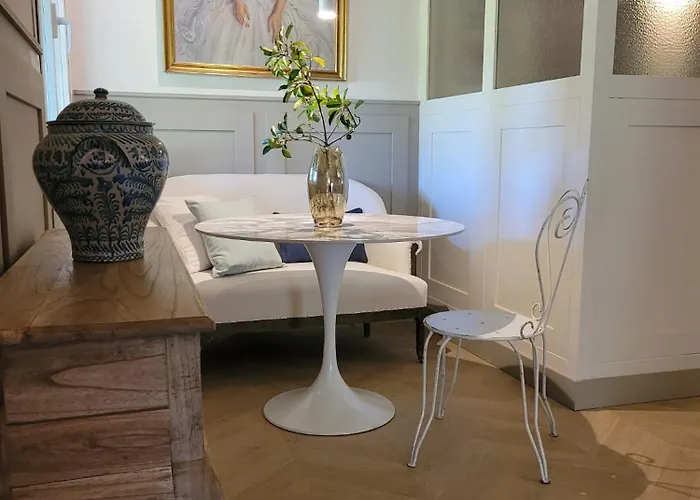 El Encanto * Villanueva De La Vera